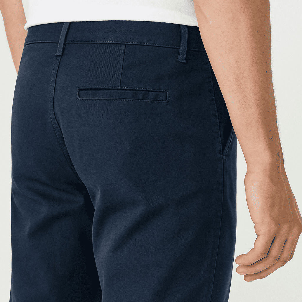 Calça Sarja com Corte Chino - Santorini